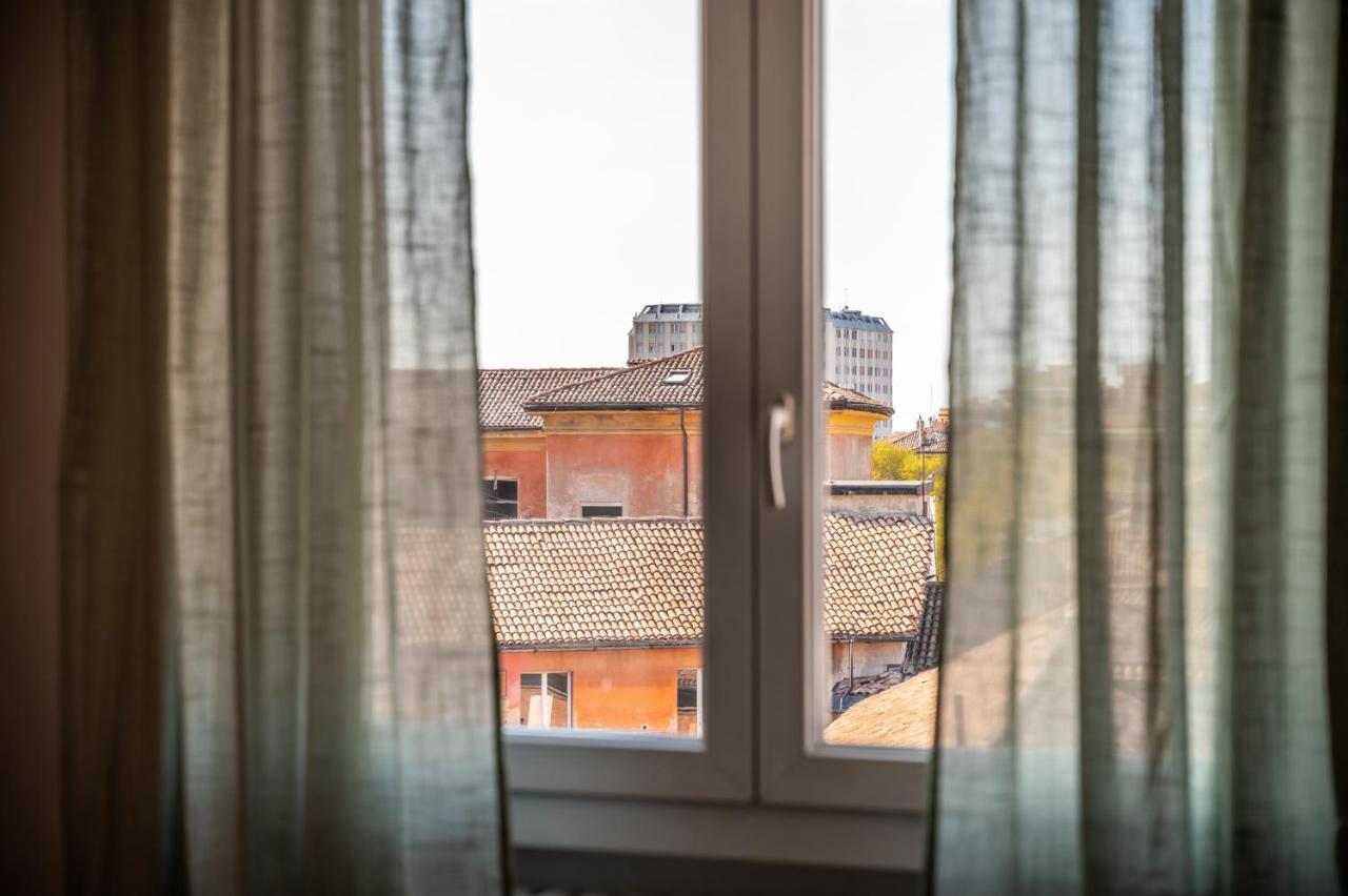 Dalla Bruna - Above The Roofs Of The Centre โมดินา ภายนอก รูปภาพ